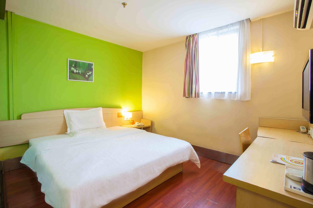 7Days Inn Wuhan Zhuankou Development Zone Jianghan University ห้อง รูปภาพ