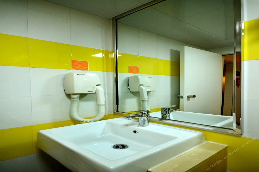 7Days Inn Wuhan Zhuankou Development Zone Jianghan University ภายนอก รูปภาพ